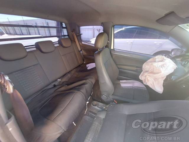 2016 VOLKSWAGEN SAVEIRO CD 