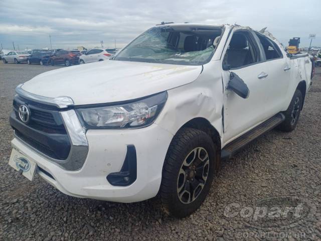2022 TOYOTA HILUX CD 