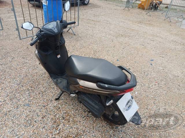 2025 YAMAHA FLUO 