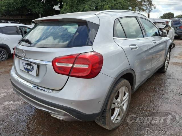 2016 MERCEDES BENZ GLA 