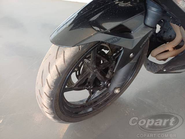 2025 KAWASAKI NINJA 500 