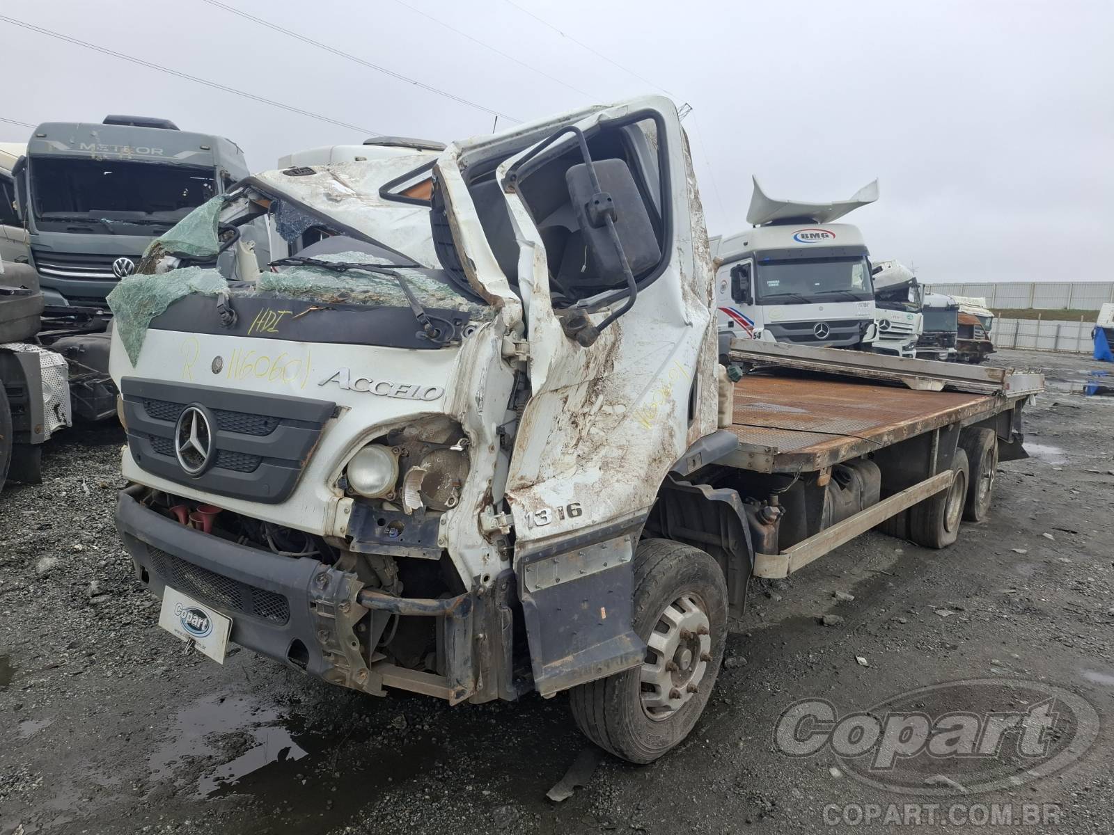 Foto 2: 2021 MERCEDES BENZ ACCELO