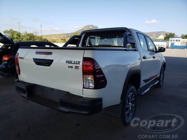 2020 TOYOTA HILUX 