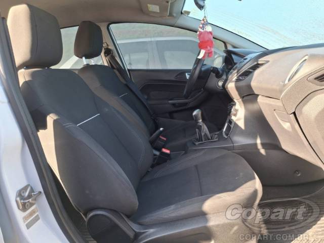 2015 FORD FIESTA 
