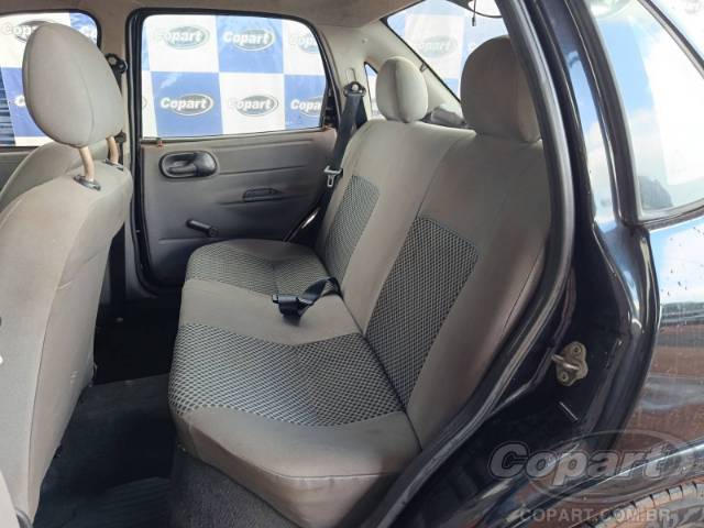 2010 CHEVROLET CLASSIC 