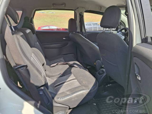 2017 CHEVROLET SPIN 