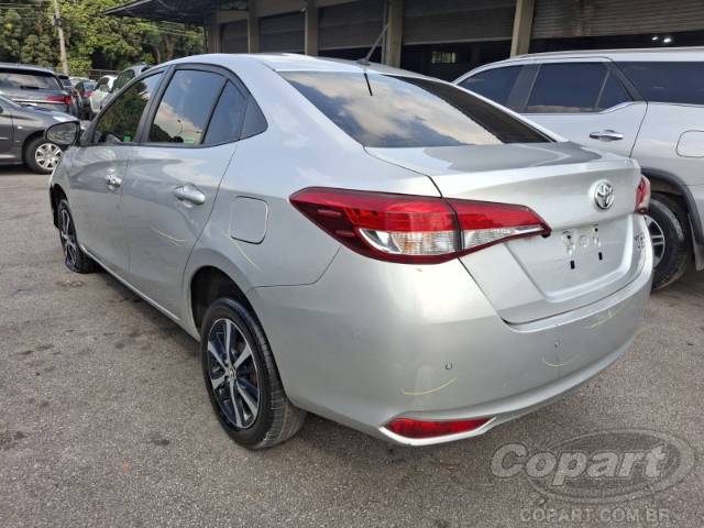 2021 TOYOTA YARIS SEDA 