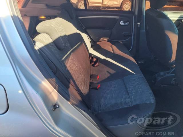 2011 RENAULT SANDERO 