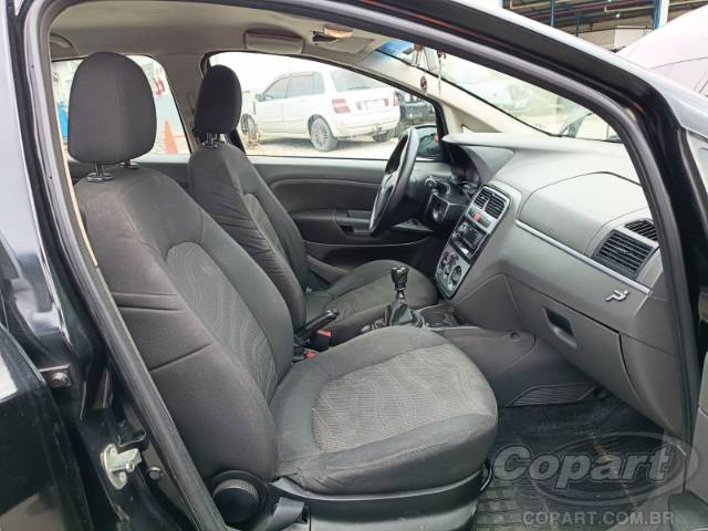 2012 FIAT PUNTO 