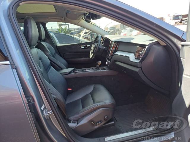 2019 VOLVO XC60 