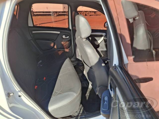2019 RENAULT DUSTER 