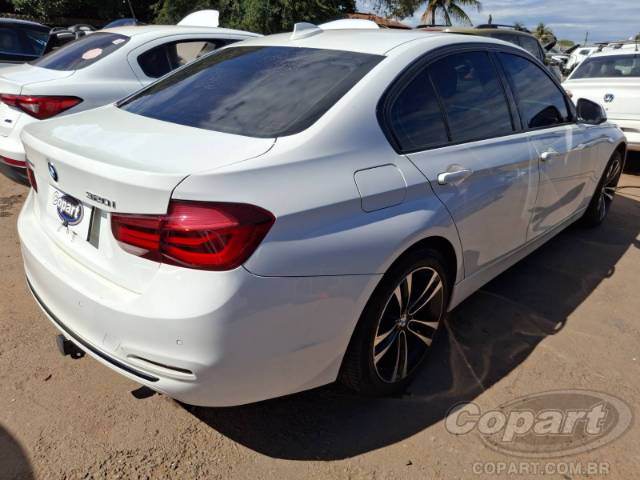 2018 BMW SERIE 3 
