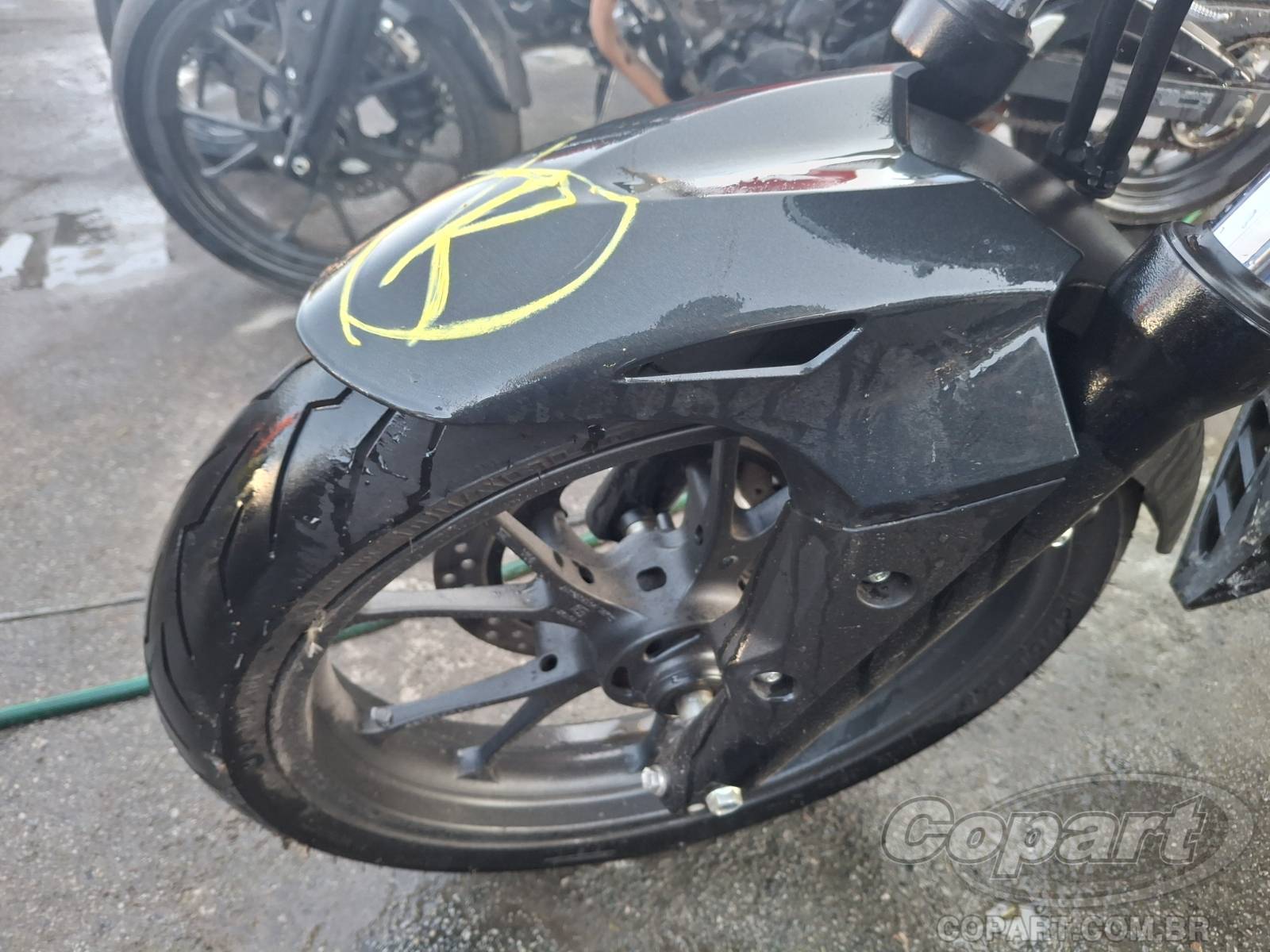2024 HONDA CB 300F — foto 8 de 10