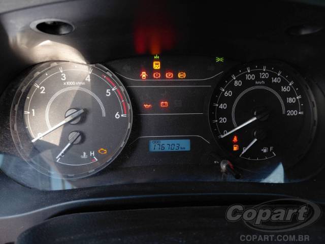 2021 TOYOTA HILUX CD 