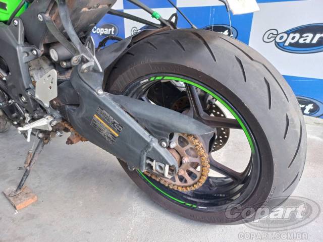 2025 KAWASAKI NINJA ZX-6R 