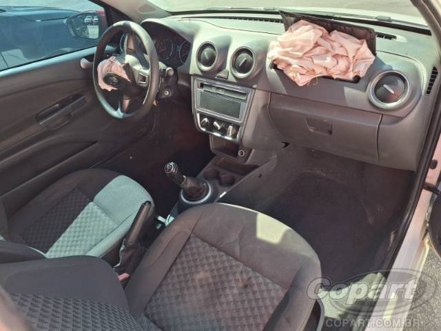 2015 VOLKSWAGEN SAVEIRO 