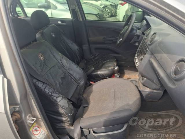 2014 VOLKSWAGEN VOYAGE 