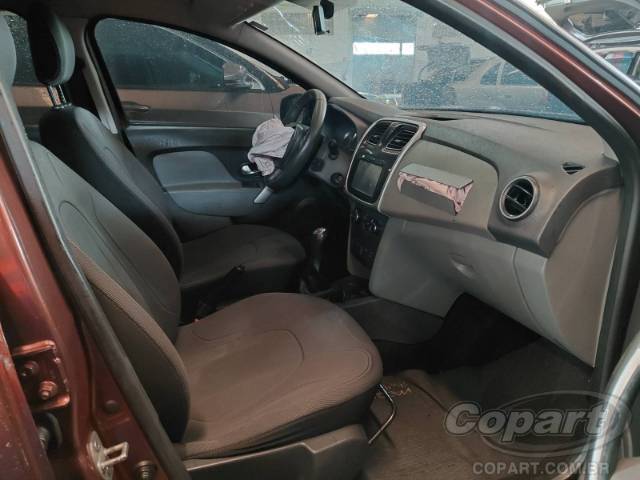 2015 RENAULT LOGAN 
