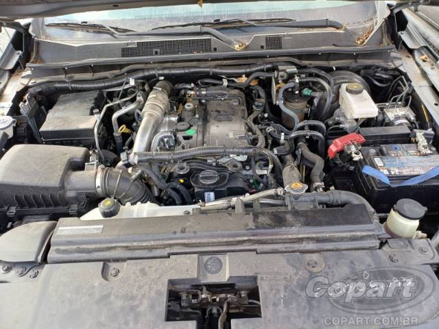 2025 NISSAN FRONTIER CD 