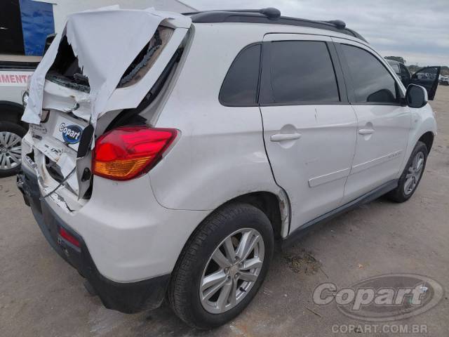 2011 MITSUBISHI ASX 