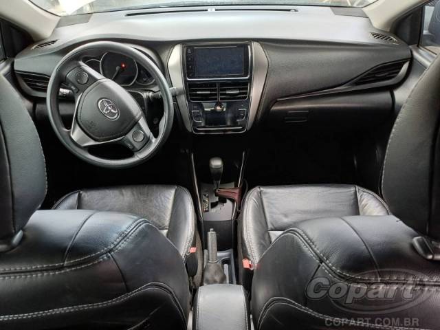 2024 TOYOTA YARIS SEDA 