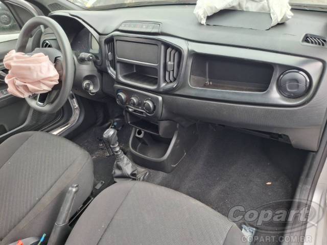 2025 FIAT STRADA 
