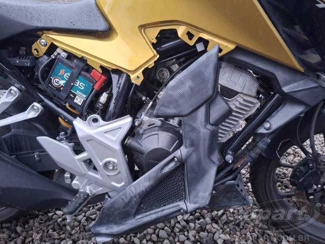 2024 HONDA CB 300F 