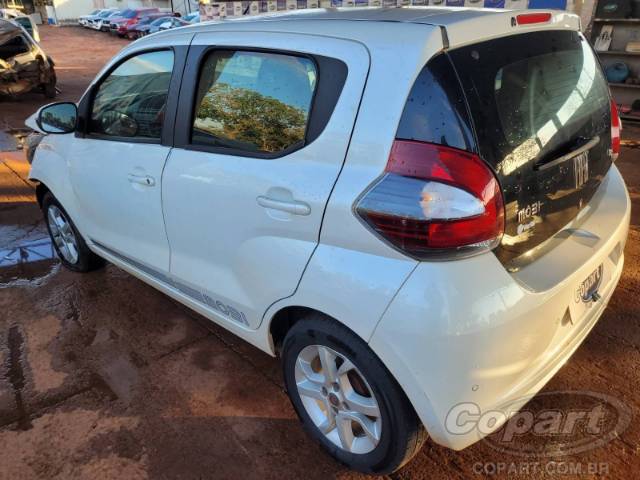 2017 FIAT MOBI 