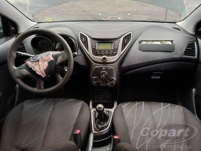 2015 HYUNDAI HB20 