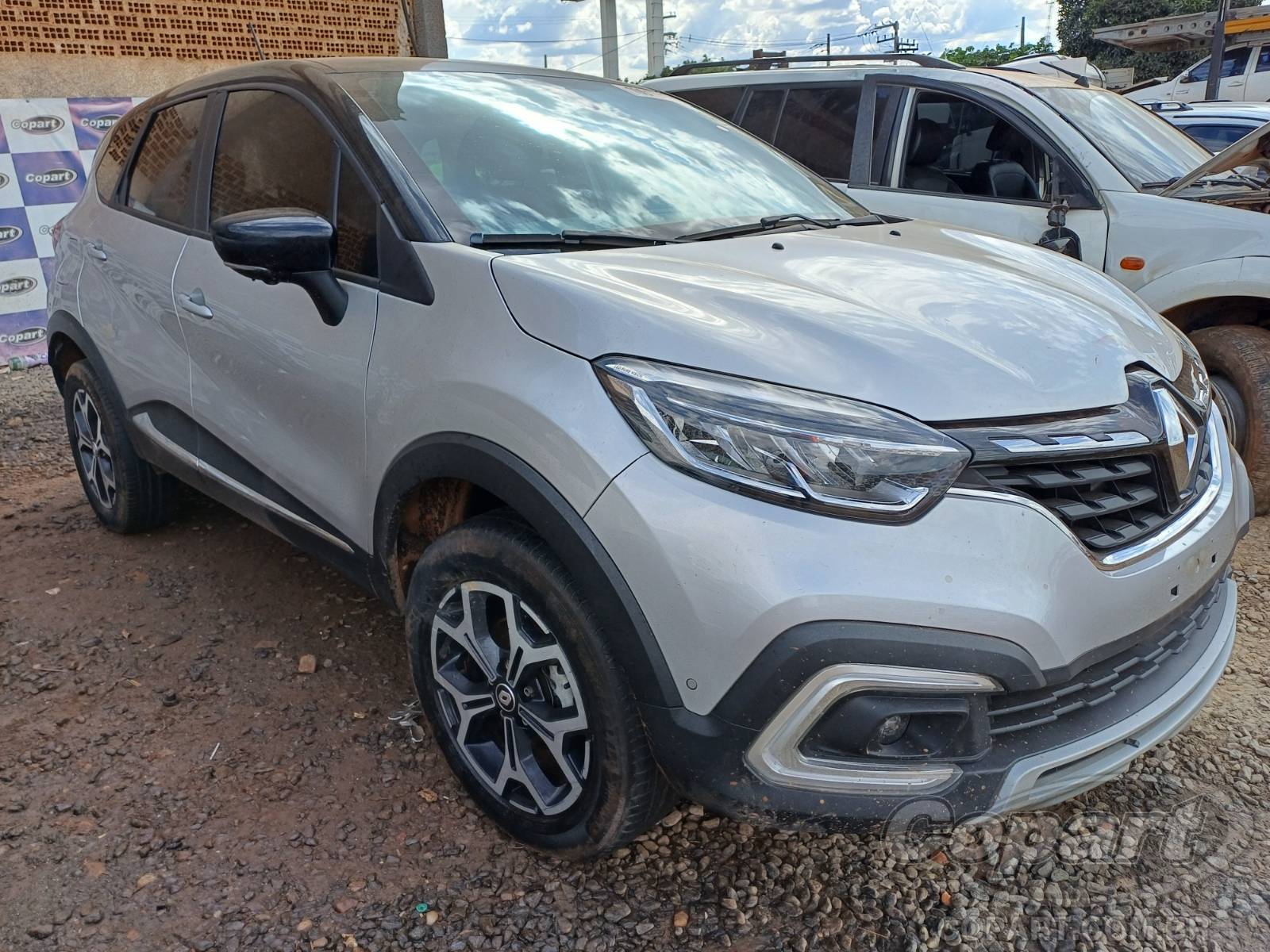 Veículo Renault Captur 2022 RENAULT CAPTUR Iconic 1.3 16V TCe Turbo 2022 em leilão