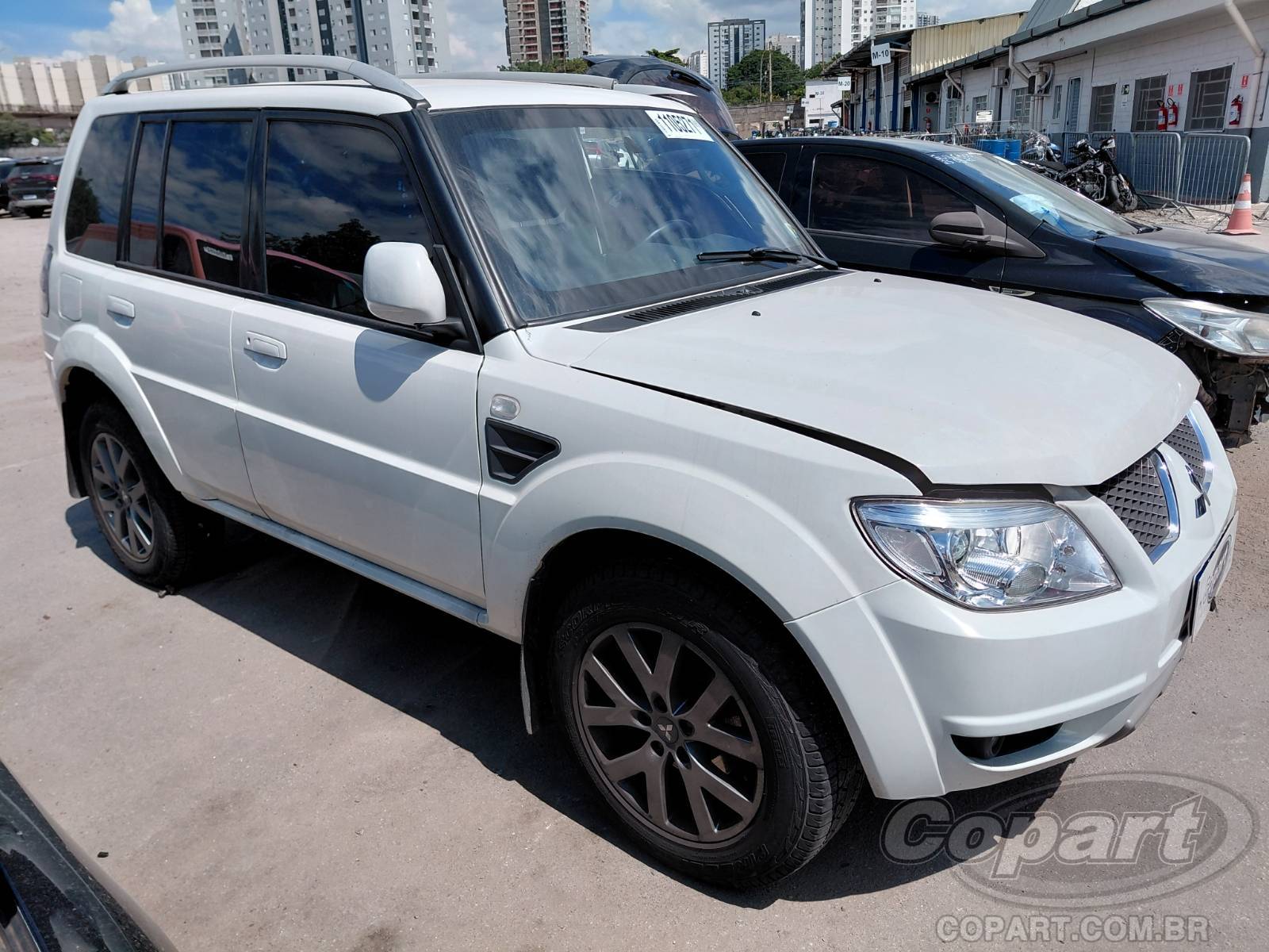 Veículo Mitsubishi Pajero Mitsubishi Pajero TR4 2.0 16V Flex 2013 2013 em leilão
