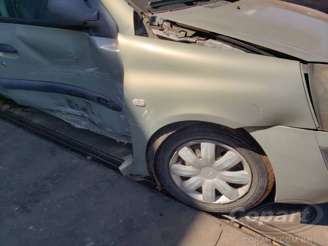 2004 RENAULT CLIO 
