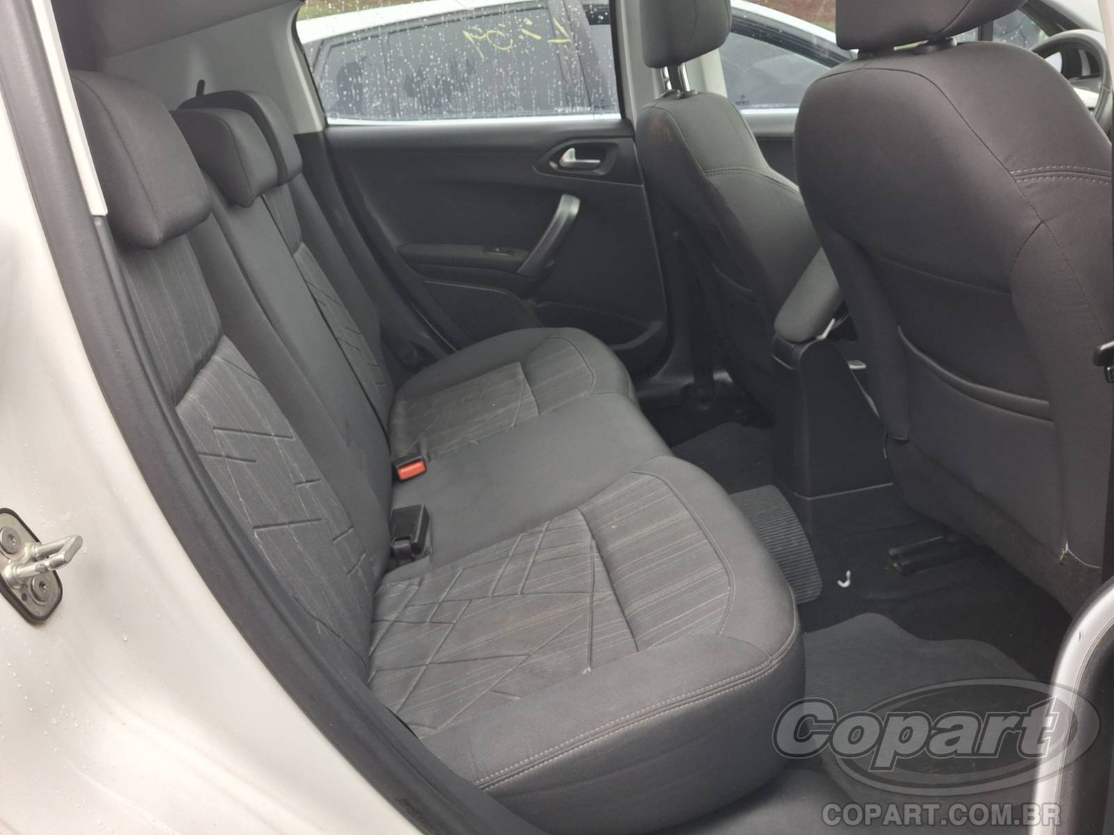 Foto 6 de 12: 2014 PEUGEOT 208