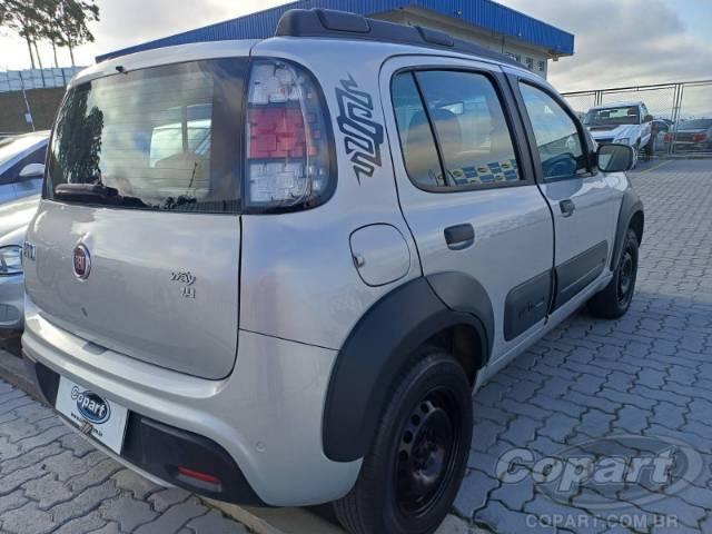 2016 FIAT UNO 