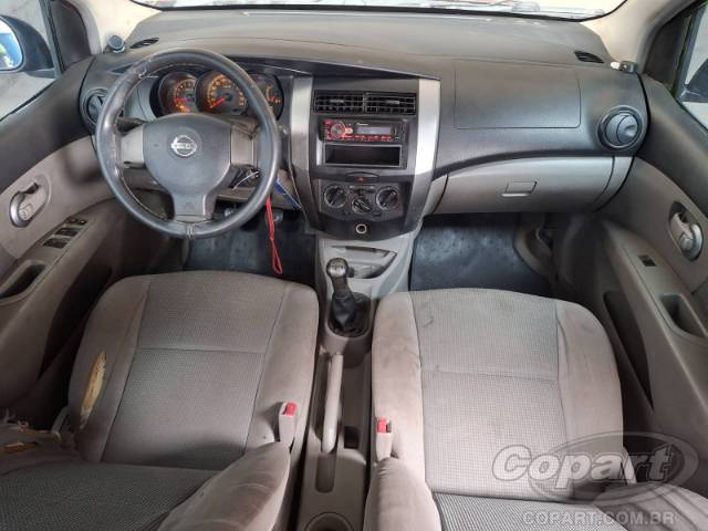 2010 NISSAN LIVINA 