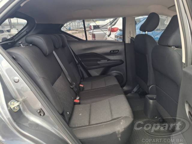 2025 NISSAN Kicks Play 