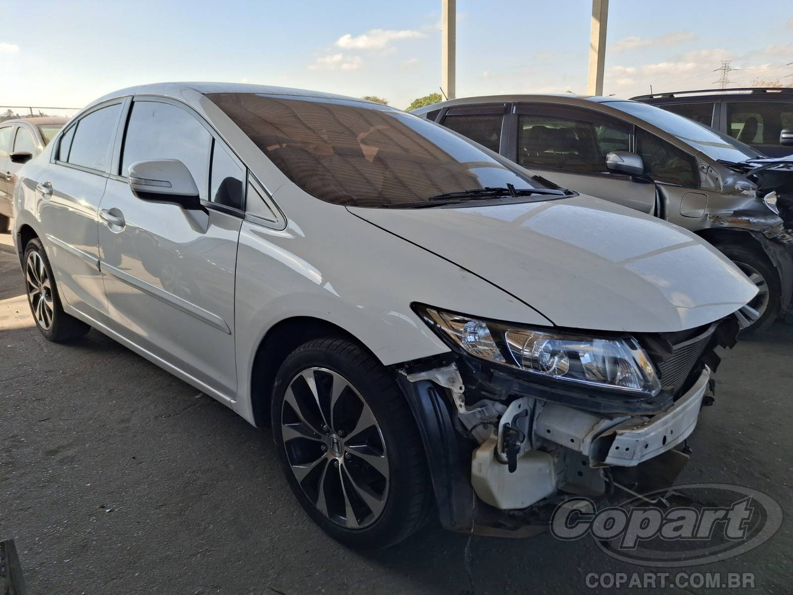 Veículo Honda Civic 2016 HONDA CIVIC LXR 2.0 16V i-VTEC FLEXIVEL ALCOOL/GASOLINA 2016 em leilão