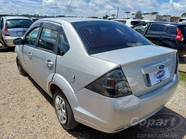 2013 FORD FIESTA SEDAN 