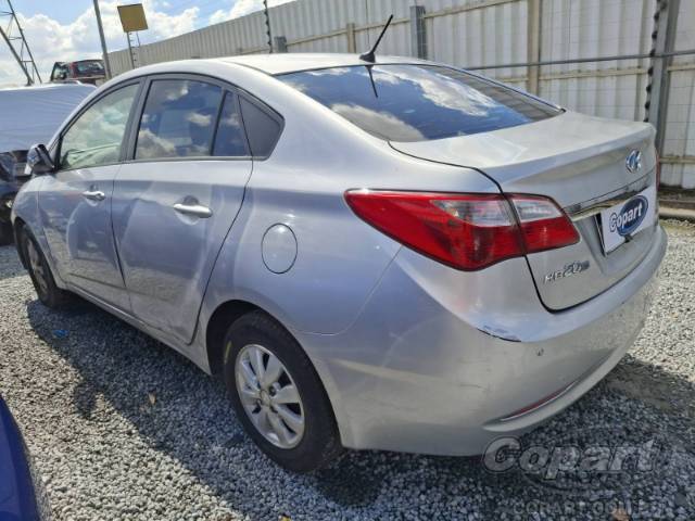 2014 HYUNDAI HB20S 