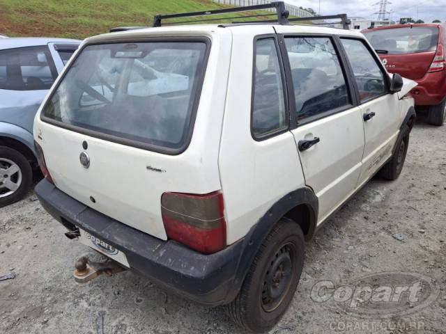 2013 FIAT UNO 