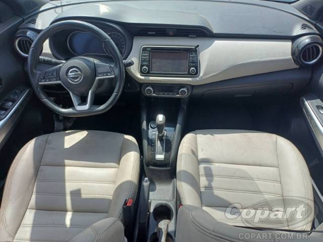 2017 NISSAN KICKS 