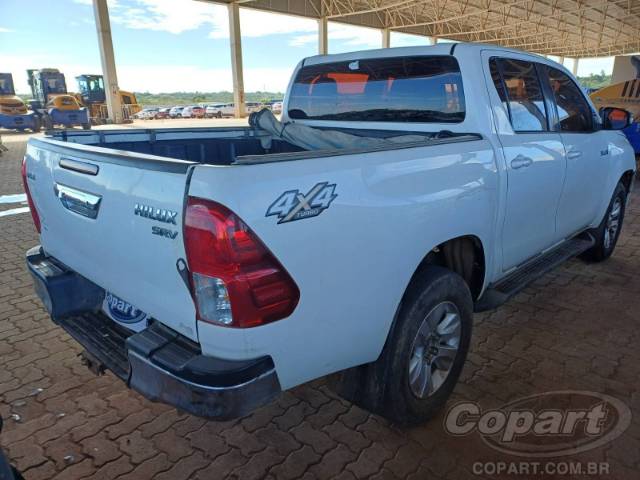 2017 TOYOTA HILUX CD 