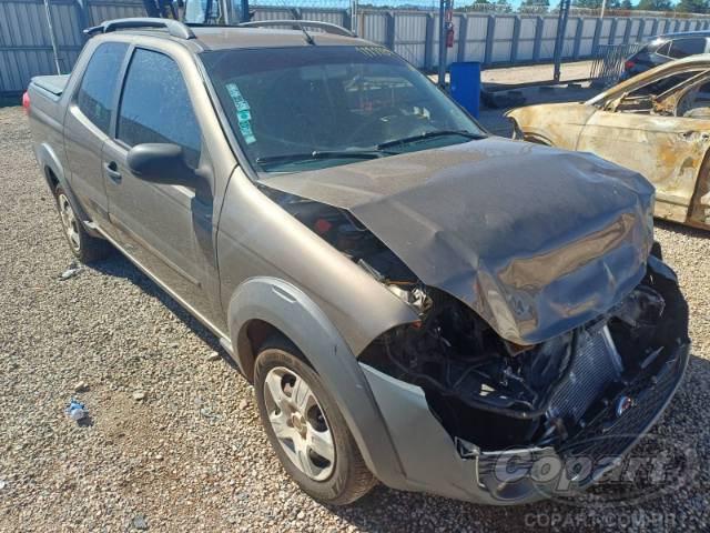 2015 FIAT STRADA CD 