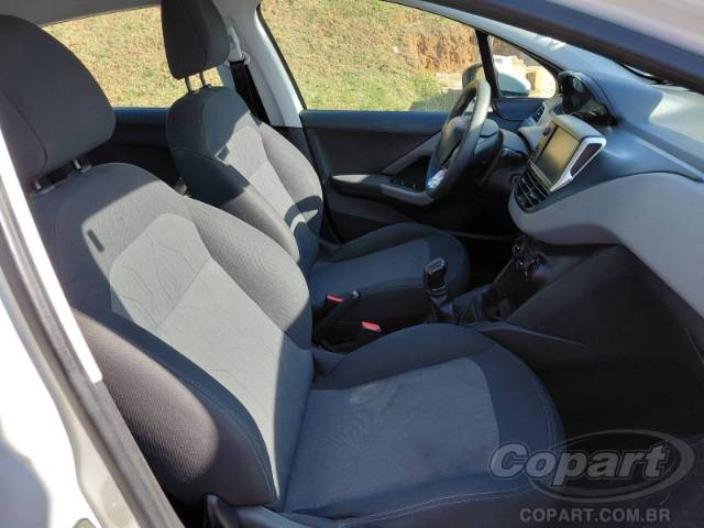 2017 PEUGEOT 208 