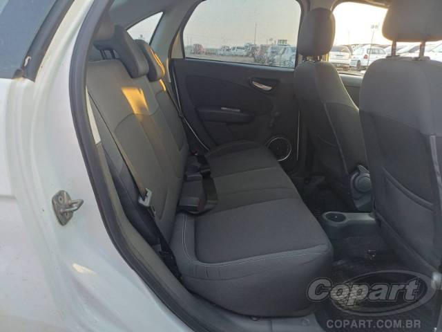 2015 FIAT GRAND SIENA 