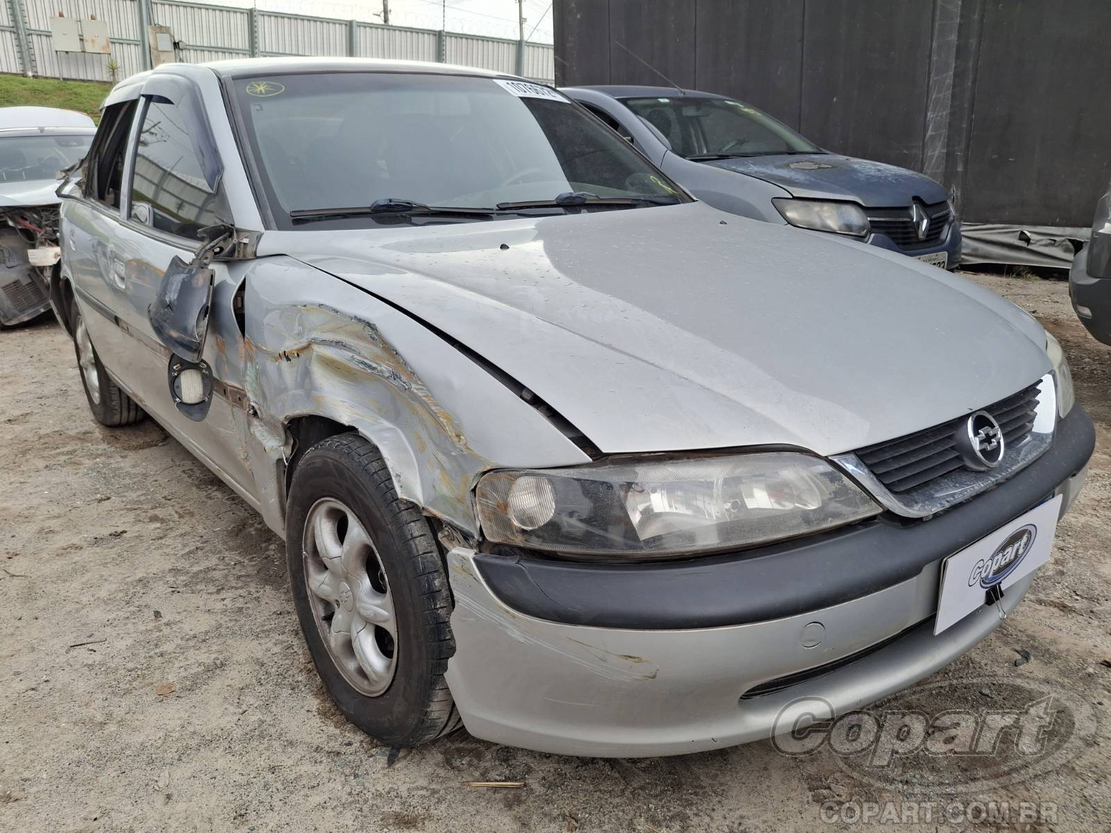CHEVROLET VECTRA SEDAN