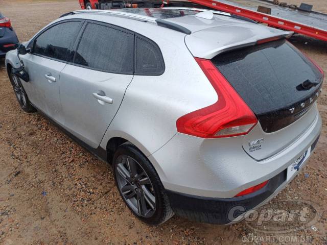 2014 VOLVO V40 