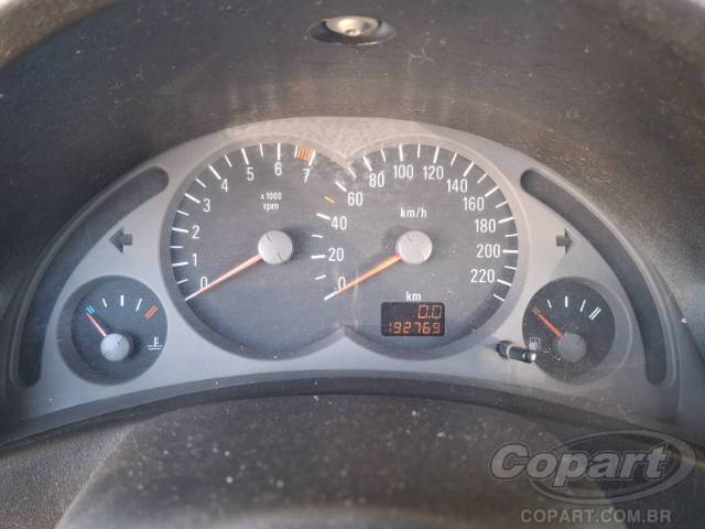 2005 CHEVROLET CORSA SEDAN 