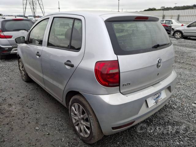 2013 VOLKSWAGEN FOX 