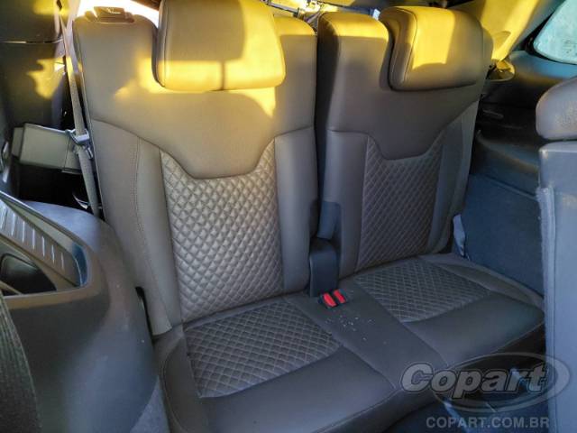 2025 JEEP COMMANDER 